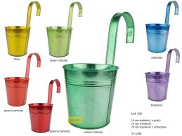 Zinc pot metalic color 16 cm diameter 3 lines for hanging.