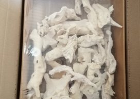 DRIFTWOOD 10-30 cm  CM BLEACH 4 kg / WINDOW BOX- około 35-40 pc in 4 kg.
